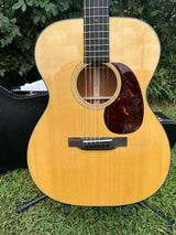 Martin 000-18 Acoustic Guitar - Natural